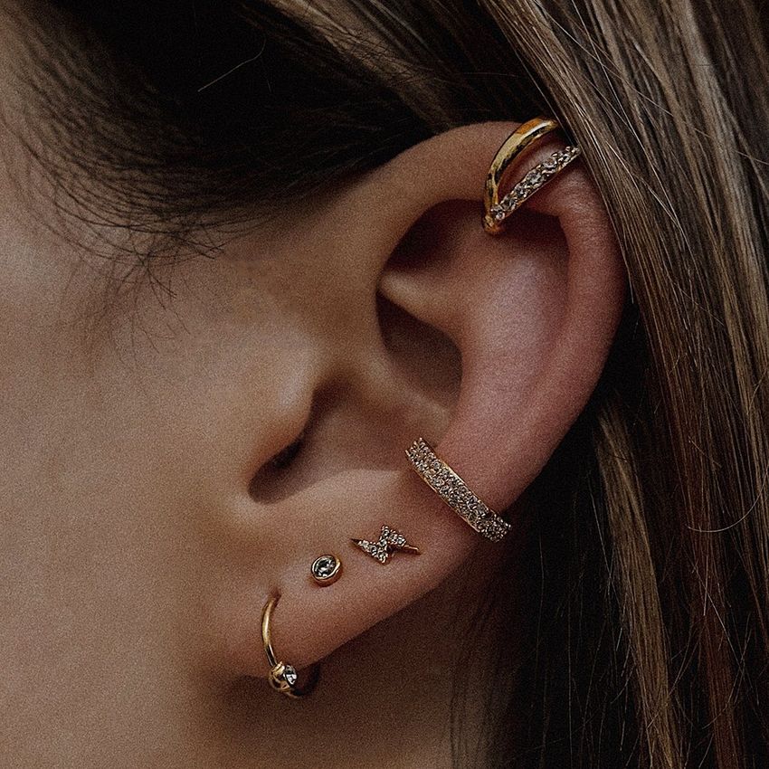 【MAISON MIRU】ORBITAL CRYSTAL CARTILAGE HOOPピアス Orbital Crystal Cartilage Hoop