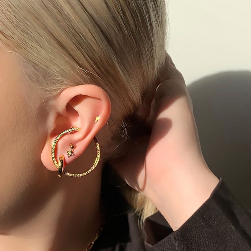 【MAISON MIRU】NORTH STAR FLAT BACKピアス North Star Threaded Flat Back Earring